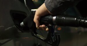 kā samazināt degvielas rēķinus